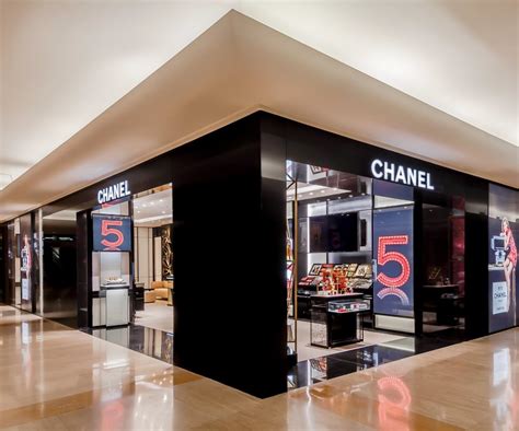 chanel jakarta plaza.